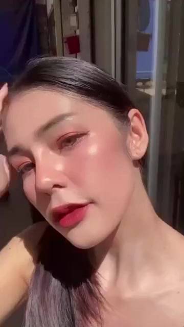 กันแดดหน้าฉ่ำบริ๊งกี้-ส่งฟรี-กันแดดน้ำมันอโวคาโด้-หน้าเงาฉ่ำเด้ง-ออร่ากระจาย-กันแดดได้50เท่า