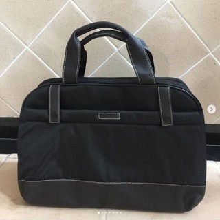 กระเป๋าสะพาย กระเป๋าเดินทาง แบรนด์ G2000 สวยมาก  สีดำ เรียบหรู กระเป๋า ใบค่อนข้างใหญ่ ฐานกระเป๋ากว้าง ของใหม่ มือ 1