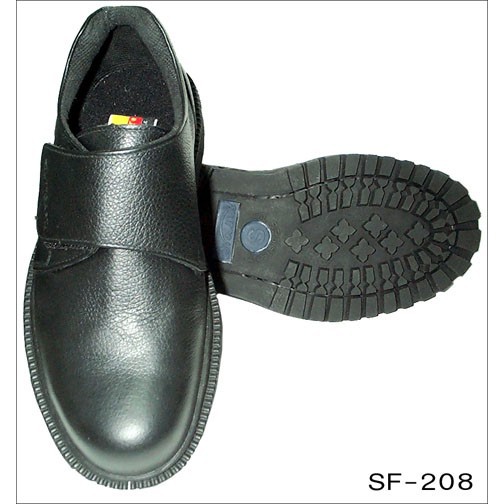 ภาพหน้าปกสินค้าStuttgart Safety Shoes รุ่น SF-208 รองเท้านิรภัยหัวเหล็ก จากร้าน stuttgart_camelshoes บน Shopee