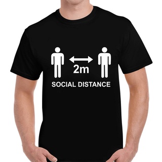 เสื้อยืดผ้าฝ้ายพิมพ์ลายคลาสสิก เสื้อยืด พิมพ์ลาย KEEP SOCIAL DISTANCE 2 Metres Apart สําหรับผู้ชาย และผู้หญิง