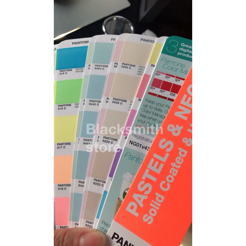 pantone-pastels-amp-neons-solid-coated-amp-uncoated-รุ่น-gg1504a-พาสเทล-นีออน-1-เล่ม