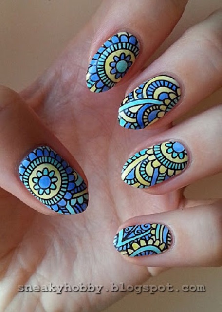 แผ่นปั๊ม-เล็บ-ผืนผ้า-mandala-opi-essie-orly-zoya