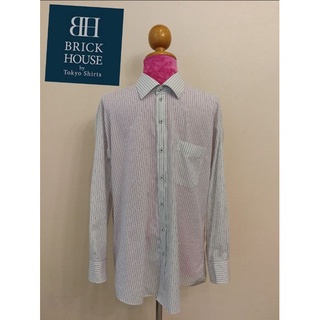 Brick House Brand_2nd hand เสื้อเชิ้ตแขนยาวผ้าฝ้าย​ 60​% และโพลีเอสเตอร์​ ​40% Size L-82 แท้มือสองกระสอบนำเข้า​