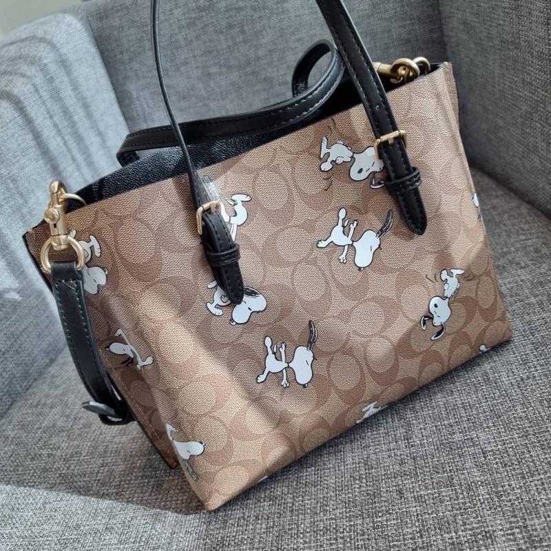 แท้-factory-coach-c4250-mollie-tote-25-in-signature-canvas-with-snoopy