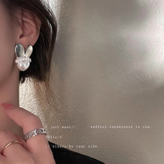 925 Silver Needle Pearl Love Stud Earrings Simple Versatile Cold Wind Earrings Korean Design Personality Earrings for gi