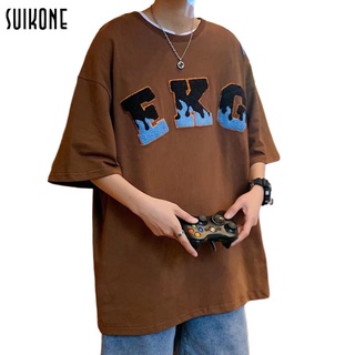 【NEW】Suikone  เสือผ้าผู้ชาย แฟชั่นฤดูร้อนใหม่เสื้อยืดแนวโน้มคอกลมพิมพ์ผ้าฝ้ายแขนสั้นหลวม เสื้อยื้ด
