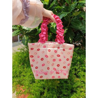 SALE Maison De FLEUR  XOXO Collection Frill Handle Tote Bag [Limited Edition] กระเป๋าน่ารัก ลูกคุณหนู แบรนด์ญี่ปุ่น
