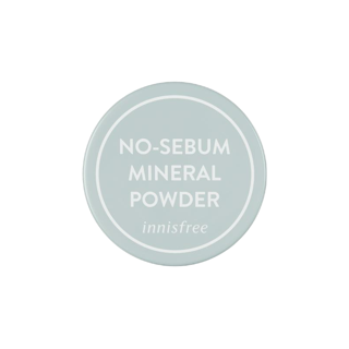 Innisfree No sebum mineral powder 5g. อินนิสฟรี โนซีบัม มิเนอรัล พาวเดอร์ 5 กรัม oil control powder แป้งฝุ่น ควบคุมความมัน