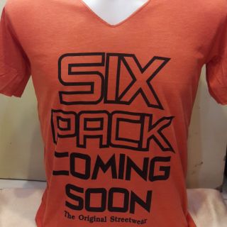 เสื้อยืด​สีส้ม ไซส์​ M # SIX PACK COMING SOON เสื้อยืดคอ​เปลือย​ ผ้านิ่มใส่สบาย​ เหมาะ​กับ​อากาศ​บ้านเรา​