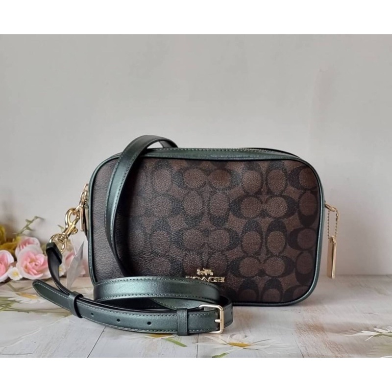 JES CROSSBODY IN SIGNATURE CANVAS (COACH 68168) สี GOLD/BROWN/METALLIC