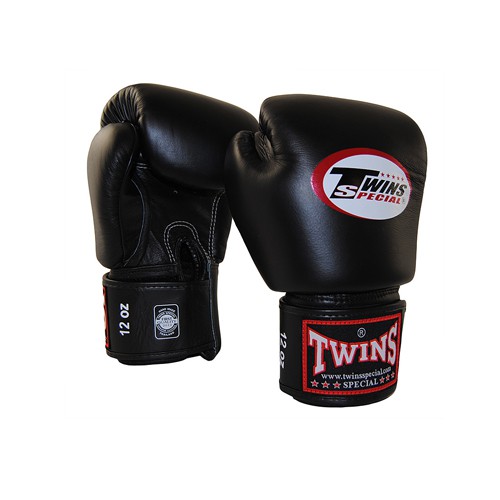 ภาพหน้าปกสินค้านวมชกมวย Twins Special Boxing Gloves BGVL3 นวมสีล้วน หนังแท้ จากร้าน shopplearn บน Shopee