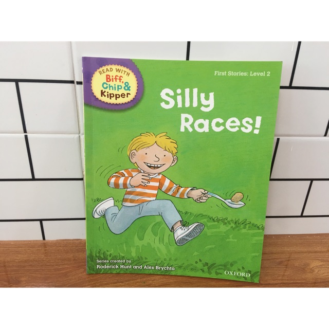 First stories level2 Silly races! จาก Oxford | Shopee Thailand