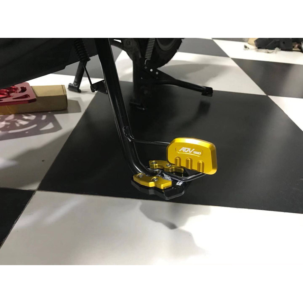 ครอบข้างตั้งคู่ HONDA ADV155 SEMSPEED | Shopee Thailand