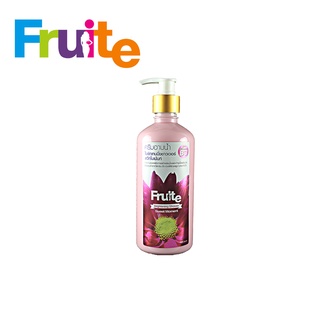 ครีมอาบน้ำ สูตรวิตามิน B3 Fruite Brightening Shower Sweet Moment 520 ml.