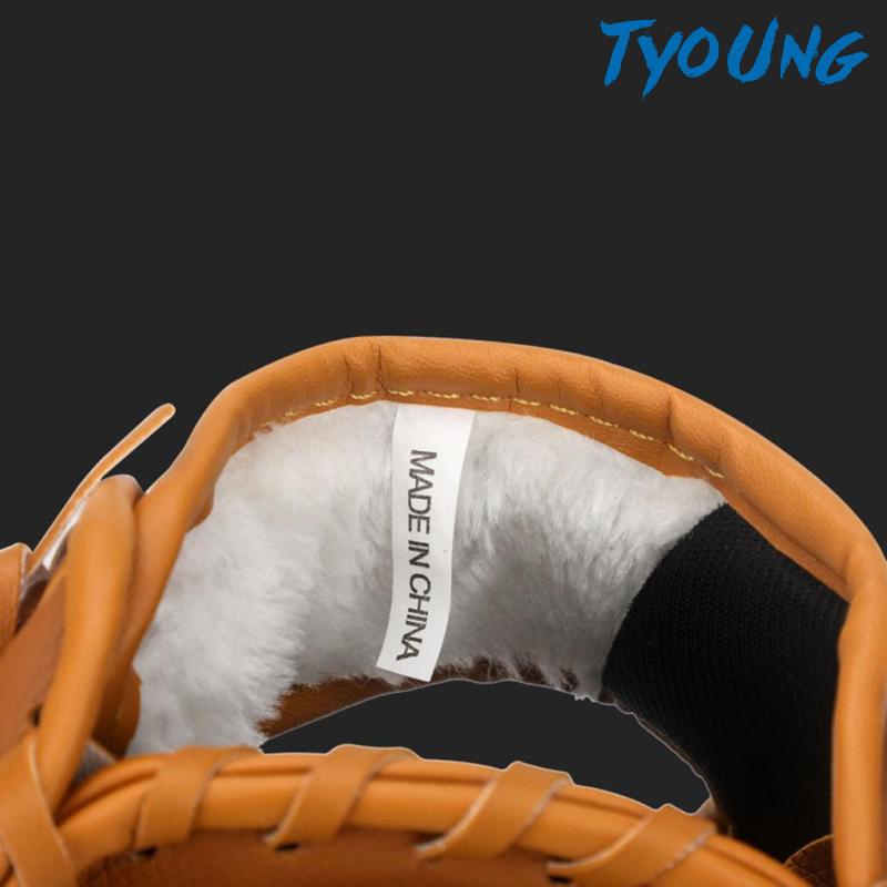 ภาพหน้าปกสินค้าBaseball Glove Infield Pitcher Baseball Gloves for Beginner Play 9.5 inch จากร้าน tyoung.th บน Shopee