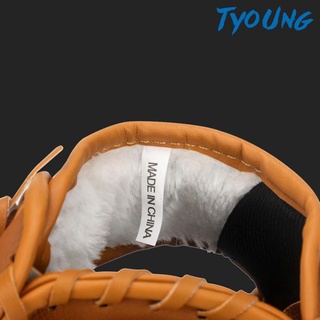ภาพขนาดย่อของภาพหน้าปกสินค้าBaseball Glove Infield Pitcher Baseball Gloves for Beginner Play 9.5 inch จากร้าน tyoung.th บน Shopee
