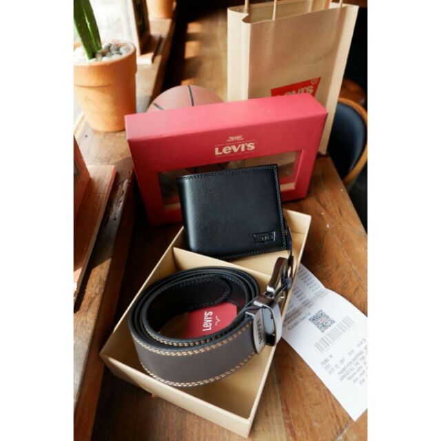 levis-กระเป๋าสตางค์-เข็มขัด