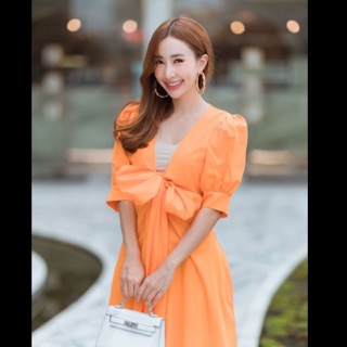 Miosotis dress สี: ส้ม  ถ่ายจากสินค้าจริง