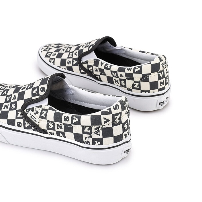 vans-รองเท้าผ้าใบ-classic-slip-on-check-vans-raven-true-white-vn000xg8azs