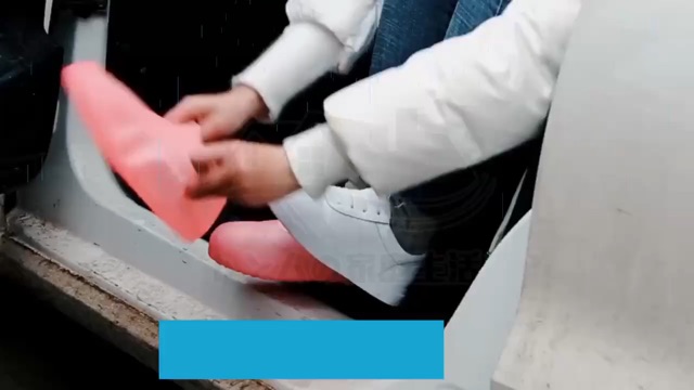 รองเท้าซิลิโคนกันน้ำ-ป้องกันฝน-ป้องกันโคน