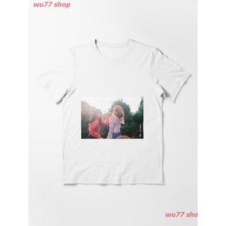 2022 OH MY GIRL Essential T-Shirt ผู้หญิง ดพิมพ์ลาย ดผ้าเด้ง คอกลม cotton แฟชั่น discount Unisex