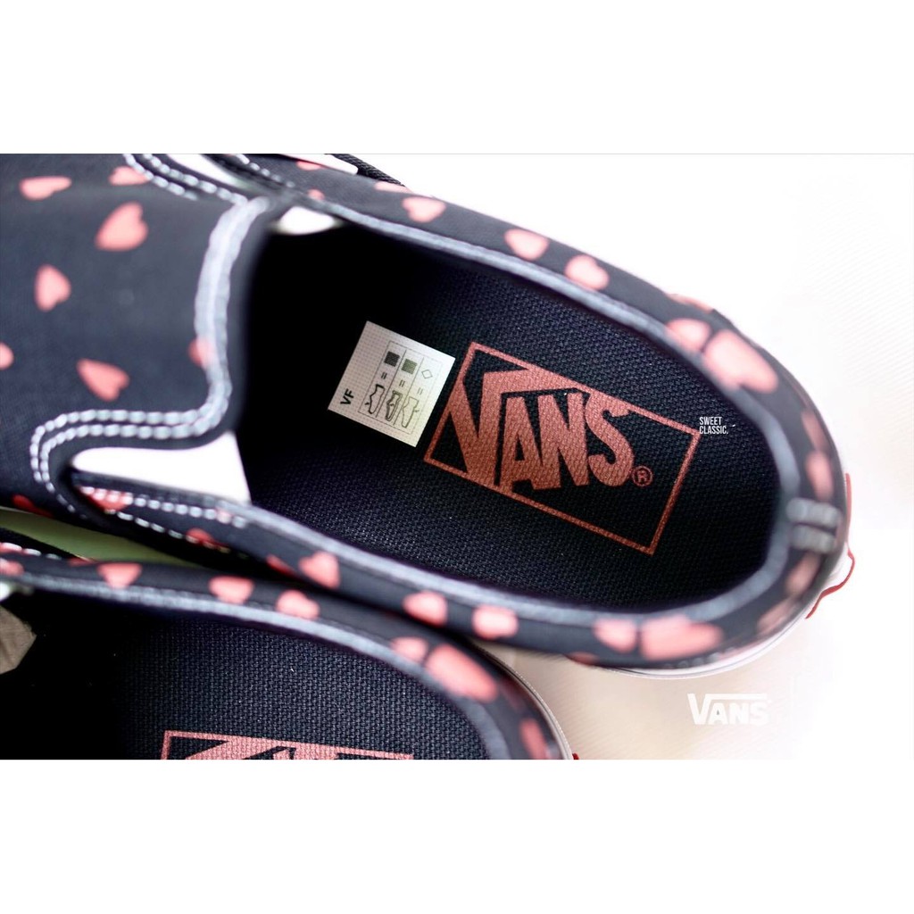 vans-valentines-hearts-slip-on-black-vn0a33tb45l