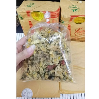 เก๊กฮวย(金豹牌菊花 )100g ช่วยขับพิษร้อน ขับเหงื่อ แก้ร้อนใน ชาดอกเก๊กฮวยมีกลิ่นที่หอม รสชาตินุ่มชุ่มคอให้ความรู้สึกสดชื่น