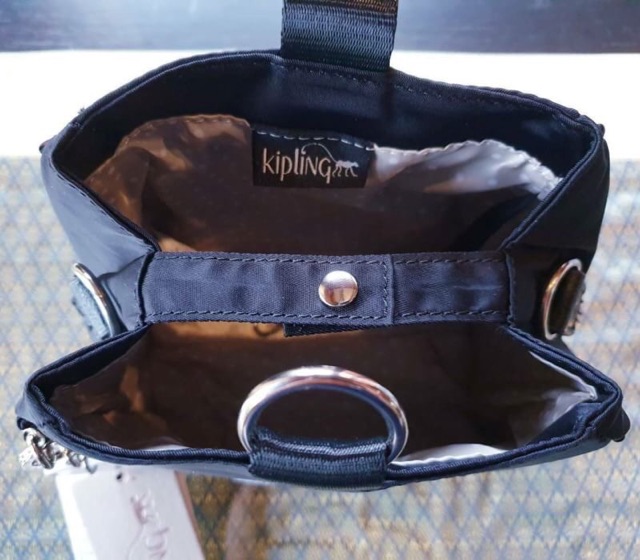 kipling-immin-small-shoulder-bag-สีดำ
