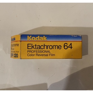 ฟิล์มสี 120mm KODAK ektachrome 64 (หมดอายุ 2/1998) color film camera บูด