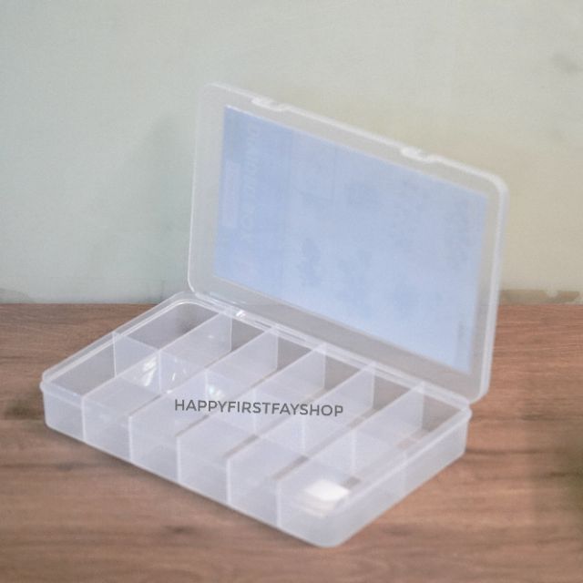 กล่องแบ่งช่อง-12ช่อง-แบบฟิก-มีฝาปิด-tfs-012