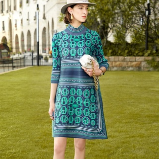 Miyake ชุดเดรสแขนสามส่วน ความยาวปานกลาง พิมพ์ลาย ทรงหลวม ขนาดใหญ่ แฟชั่นฤดูใบไม้ร่วง สไตล์ใหม่ สําหรับผู้หญิง