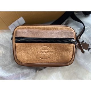 (ก่อน0%) กระเป๋าสะพายข้าง Coach Thompson Small Camera Bag C6584 หนังแท้ สีน้ำตาล