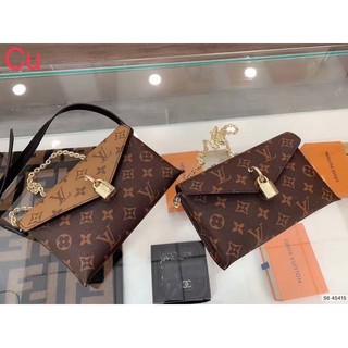 Louisvuitton  กระเป๋าสะพาย ลายหลุยส์ ไซค์8” มีกล่อง📦✅