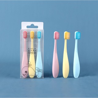 ภาพหน้าปกสินค้าแปรงสีฟันเด็ก 3 ด้าม ของ MUJI ด้ามใหญ่จับถนัดมือ ที่เกี่ยวข้อง