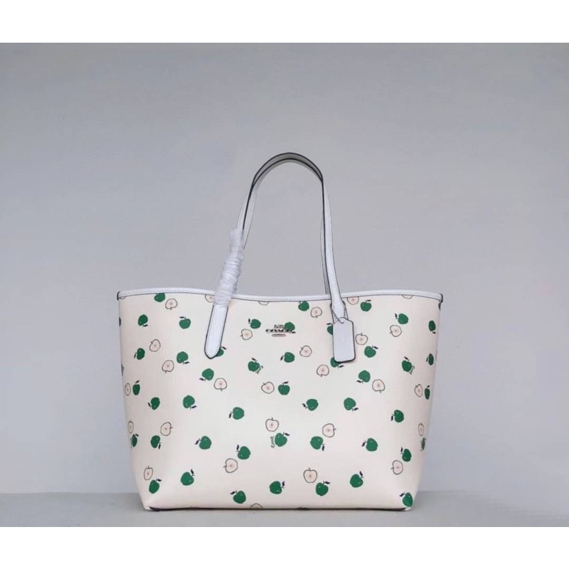 coach-city-tote-with-apple-print-4119