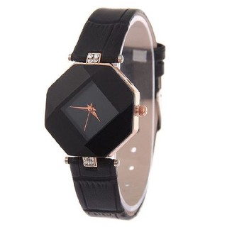 ภาพขนาดย่อของภาพหน้าปกสินค้าAMELIA AW166 นาฬิกาข้อมือผู้หญิง นาฬิกา วินเทจ นาฬิกาผู้ชาย นาฬิกาข้อมือ นาฬิกาแฟชั่น Watch นาฬิกาสายหนัง พร้อมส่ง จากร้าน amelia_sp บน Shopee
