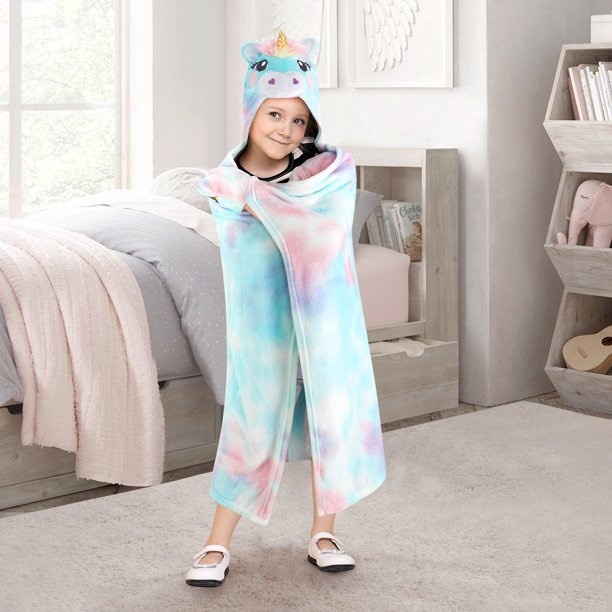 ผ้าห่มคลุมลายยูนิคอนแฟนซี-dreamstreet-unicorn-hooded-throw