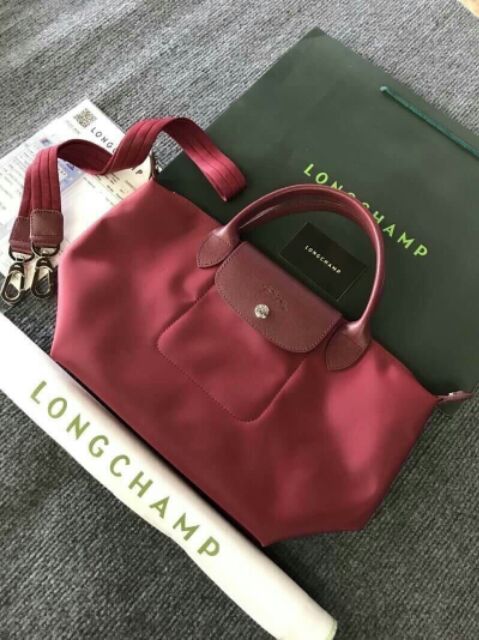 ลองชอม-กระเป๋า-longchamp