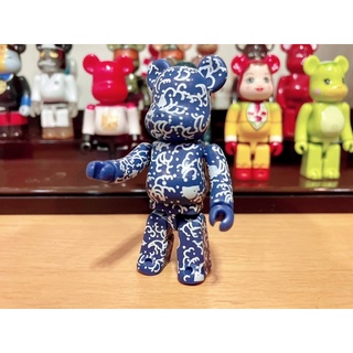 (ของแท้) Be@rbrick Series 28 Pattern: blue wave (Bearbrick)