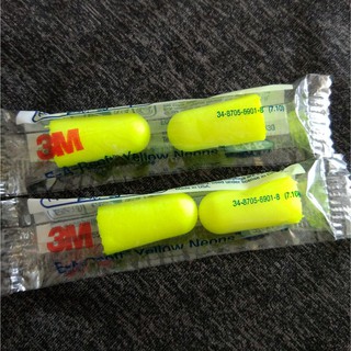 ภาพขนาดย่อของภาพหน้าปกสินค้า(พร้อมส่ง) โฟมอุดหูแบบนุ่ม 3M 312-1250 สี Yellow neons 5-10 คู่ จากร้าน kimcom12 บน Shopee