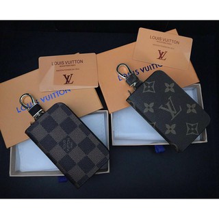 Lv กระเป๋าเก็บกุญแจ ขนาด2.5”x4.5 นิ้ว