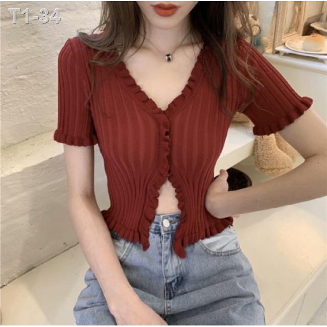 พร้อมส่ง-004-ครอปติดกระดุมผ่า-ทรงเจนนี่-jenny-bp