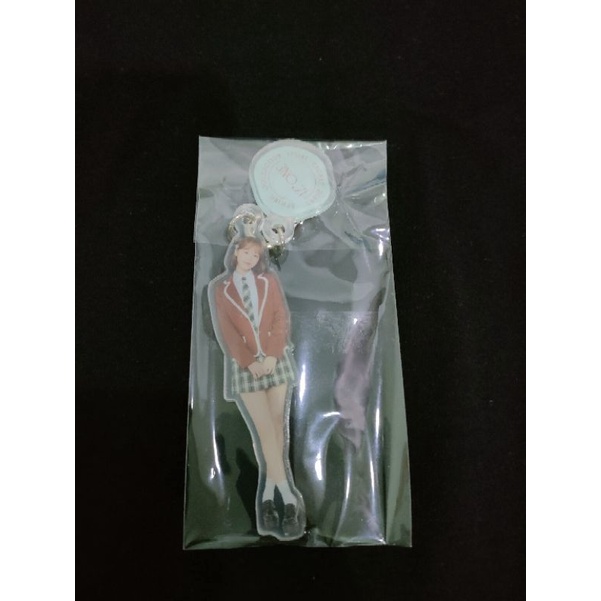 IZ*ONE Secret diary Keychain Chaewon | Shopee Thailand