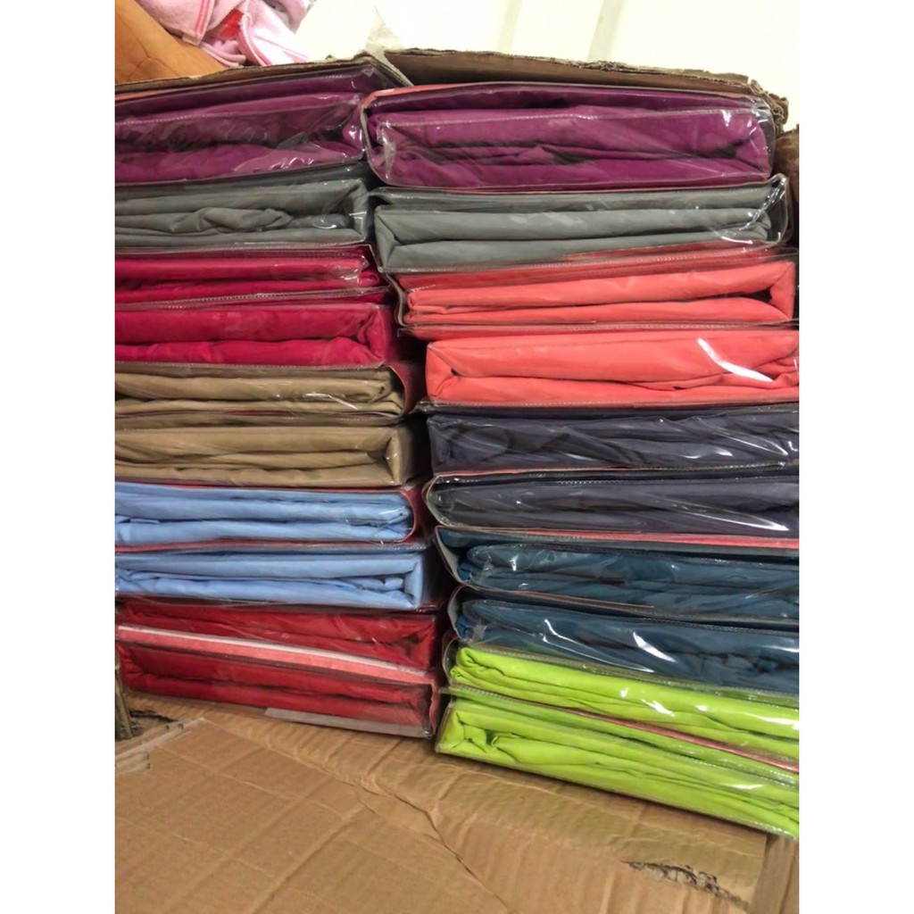 ภาพสินค้าผ้าปูที่นอน ครบชุด สีพื้น 3.5 / 6 ฟุต พร้อมส่ง 12 สี จากร้าน bestnightshop168 บน Shopee ภาพที่ 4