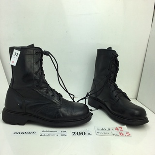 ภาพหน้าปกสินค้ารองเท้าคอมแบท Combat shoes หนังสีดำ สภาพดี ทรงสวย มือสอง คัดเกรด ของนอก เกาหลี ซึ่งคุณอาจชอบสินค้านี้