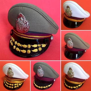 ภาพหน้าปกสินค้าหมวกจิ๋วตำรวจ หมวกที่ระลึก หม้อตาลตำรวจชาย สีขาว สีกากี  (สนว.01) มีทั้งสีทองและสีเงิน(แบบสีเดิม) ที่เกี่ยวข้อง