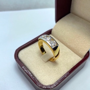 แหวนทองแท้เพชรสวิสแถว-3-เม็ดสวยๆราคาโรงงาน