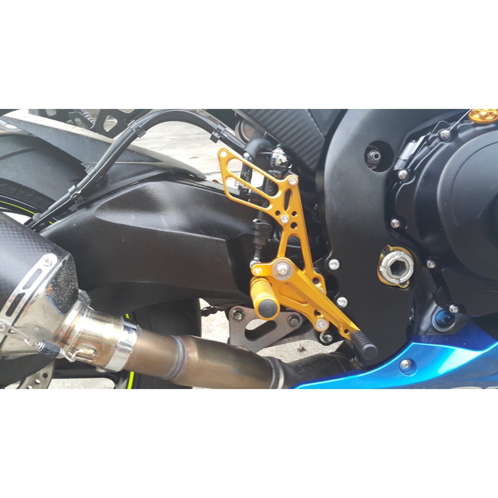 เกียร์โยง-rearsets-gsx-r1000-k9-l6-ทุกปี-แบร์น-mothracing-วัสดุ-al-7075-t651-แบริ่งข้างละ2ตลับ-สเแตนเลส-65-สีดำ