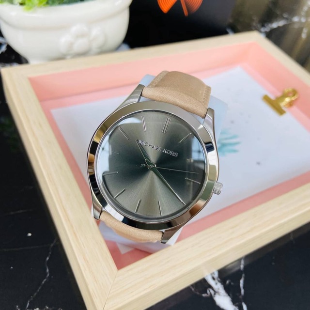 นาฬิกา-michael-kors-analogue-quartz-watch-with-leather-strap-mk8619-สายหนัง-สีน้ำตาลอ่อน