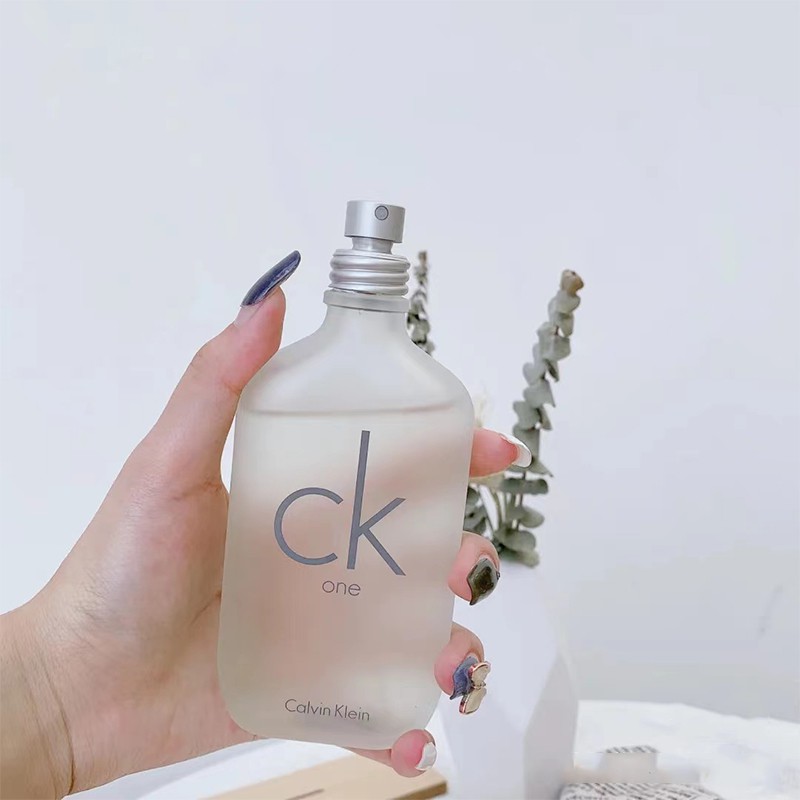 calvin-klein-ck-one-eau-de-toilette-spray-100ml-กลิ่นกลางๆ-น้ำหอม